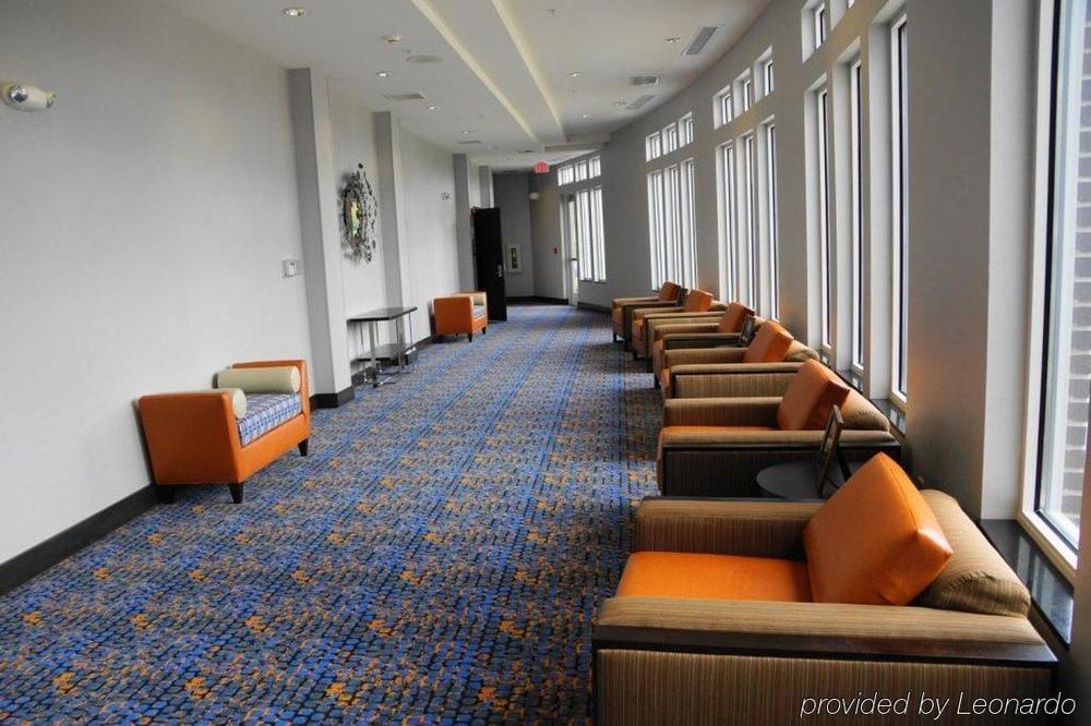 Holiday Inn Express Richmond By Ihg Esterno foto