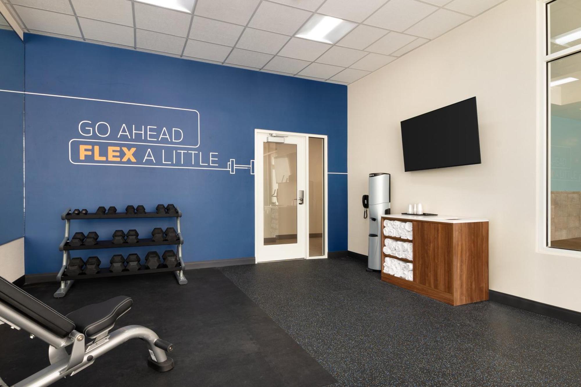 Holiday Inn Express Richmond By Ihg Esterno foto