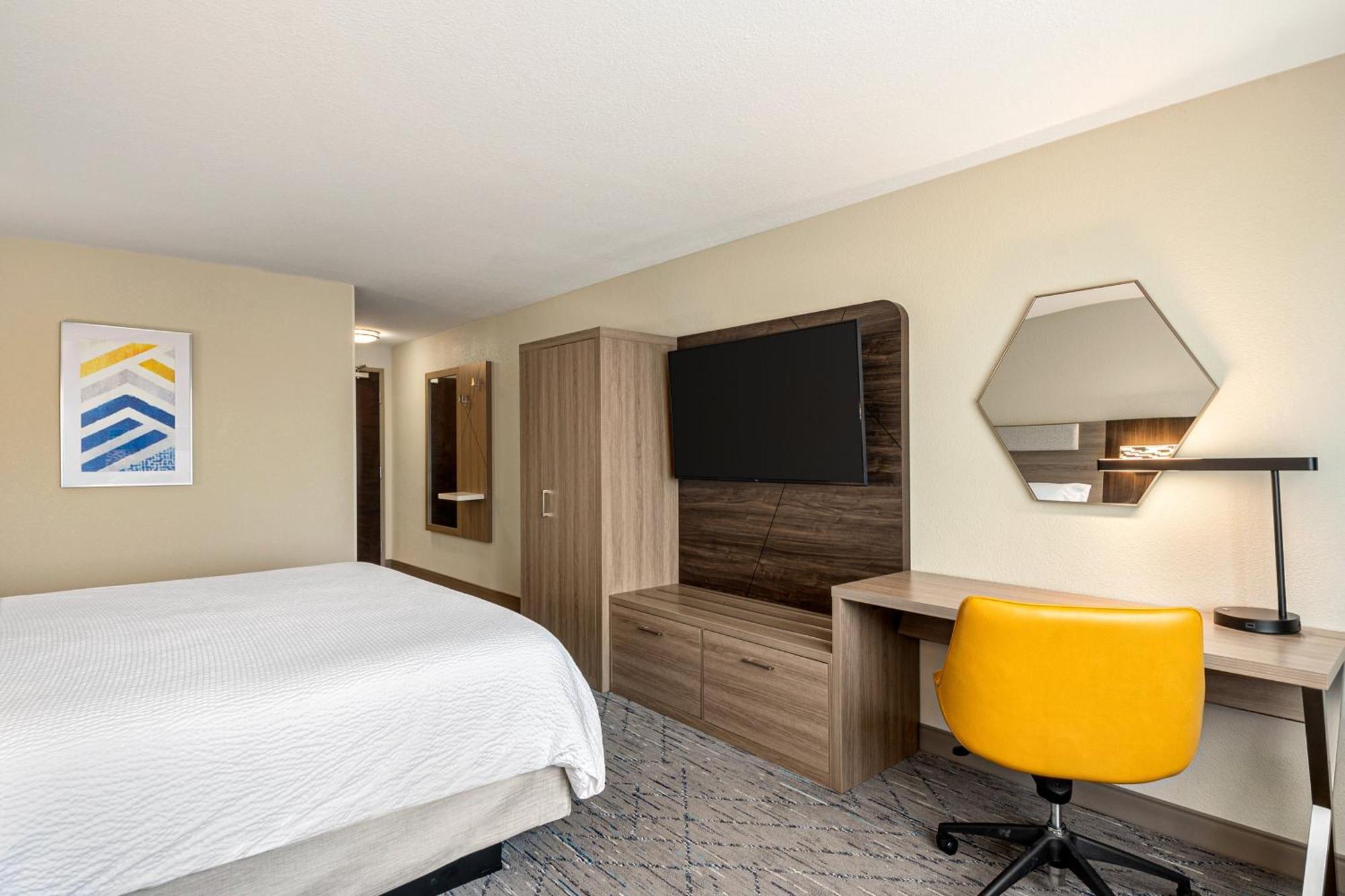 Holiday Inn Express Richmond By Ihg Esterno foto