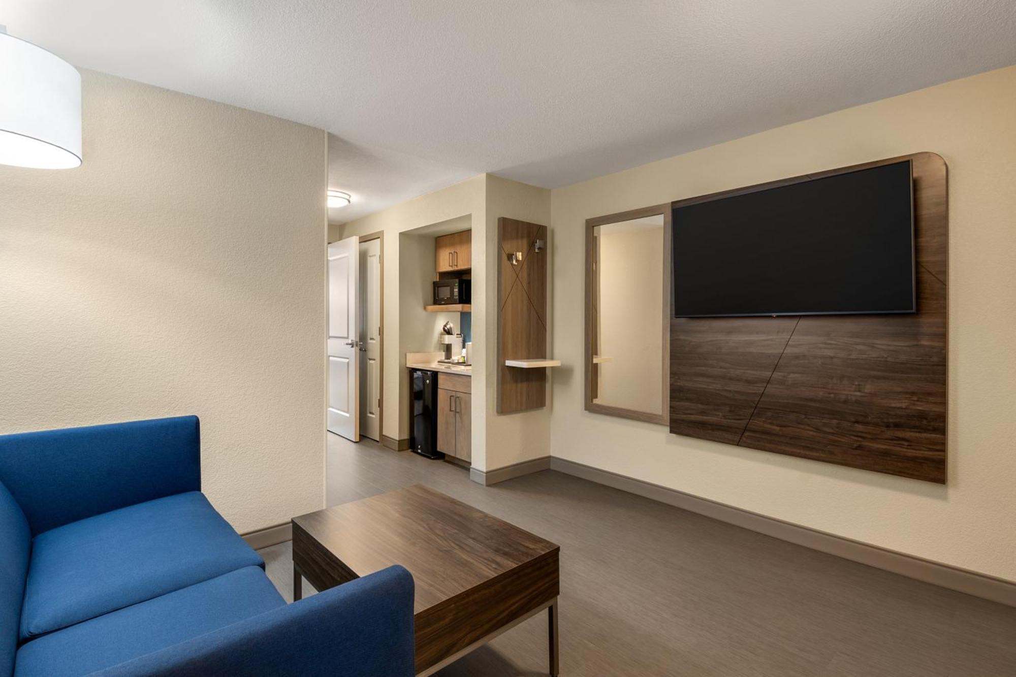 Holiday Inn Express Richmond By Ihg Esterno foto