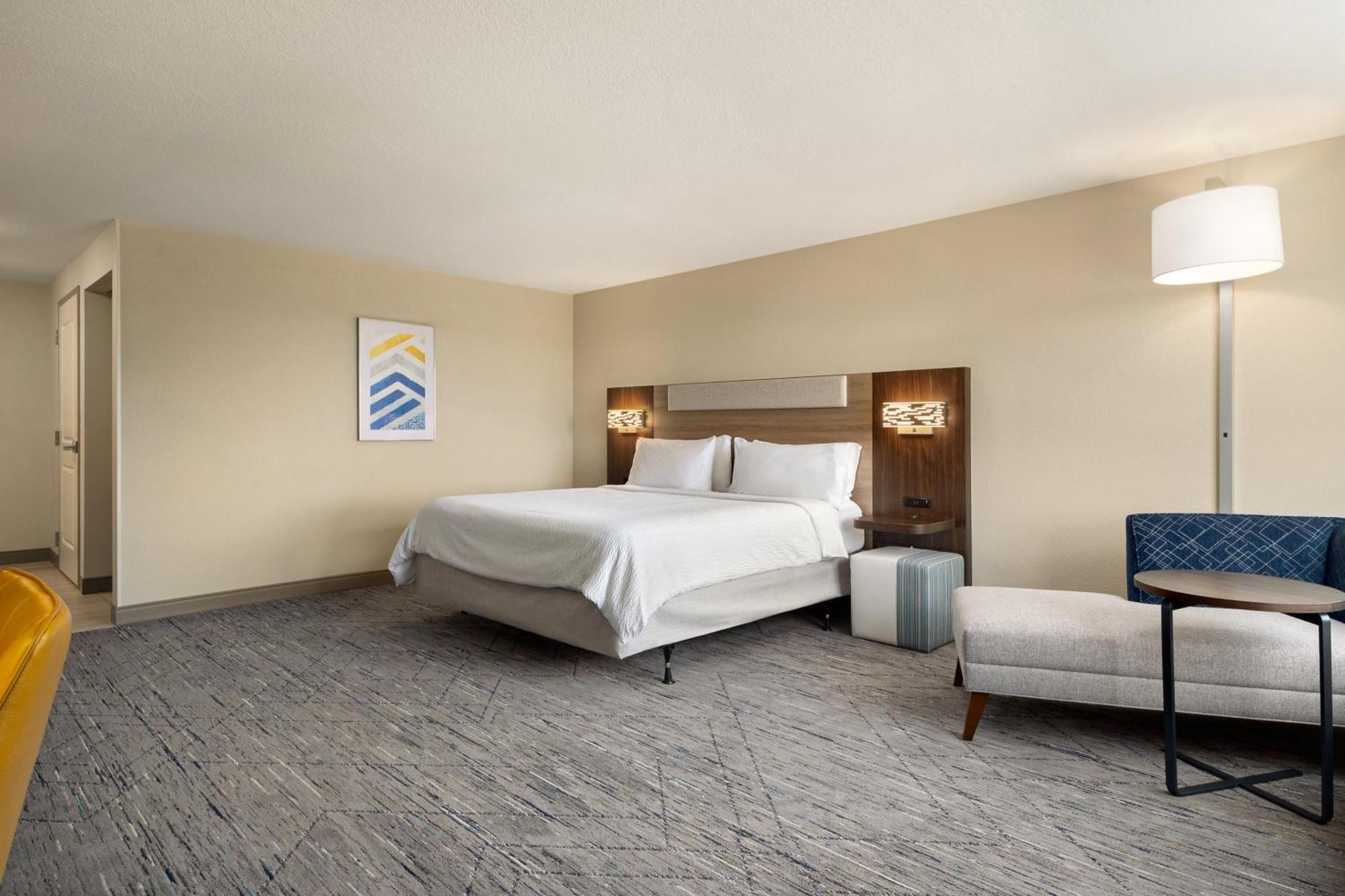 Holiday Inn Express Richmond By Ihg Esterno foto