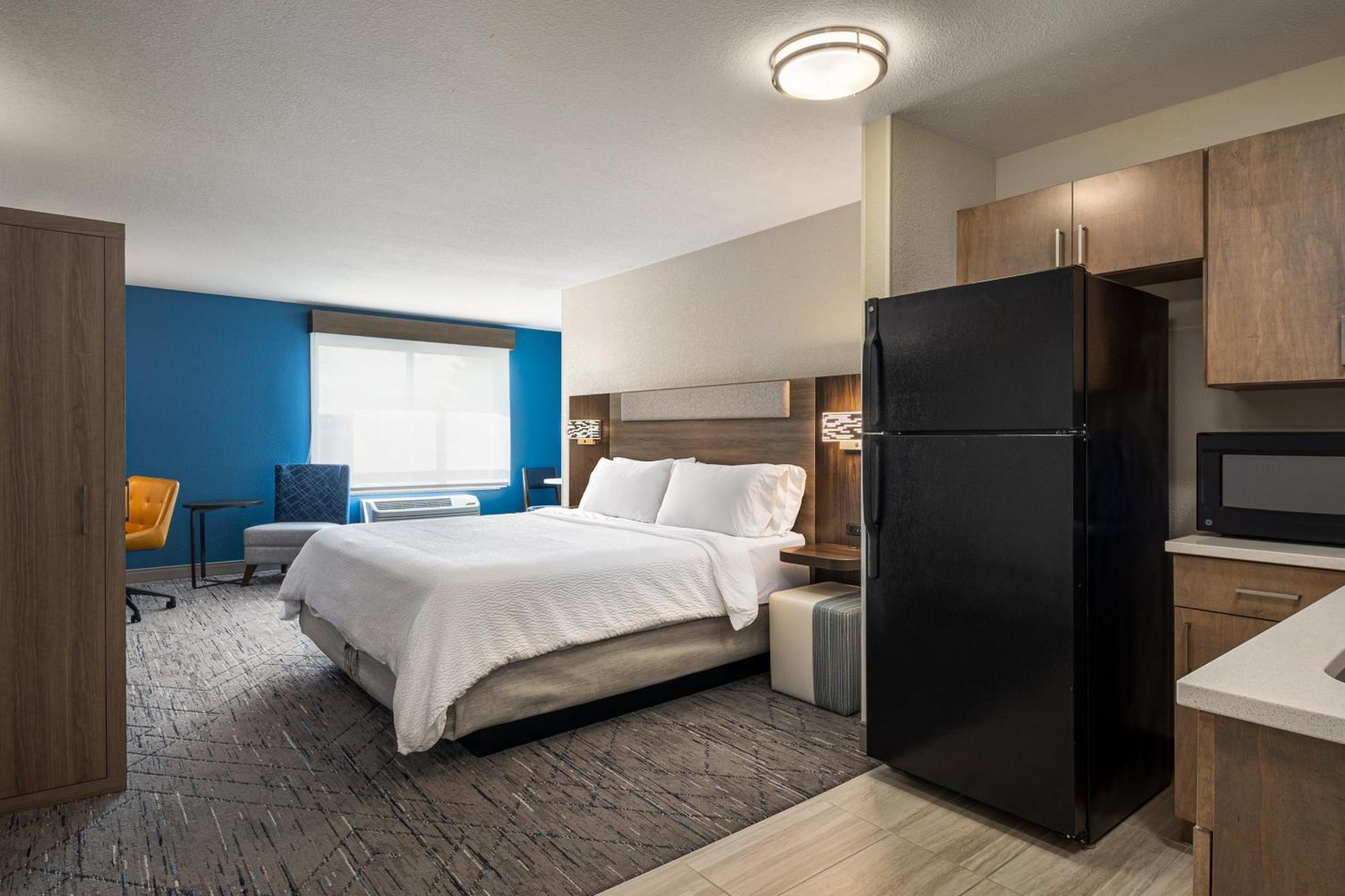 Holiday Inn Express Richmond By Ihg Esterno foto