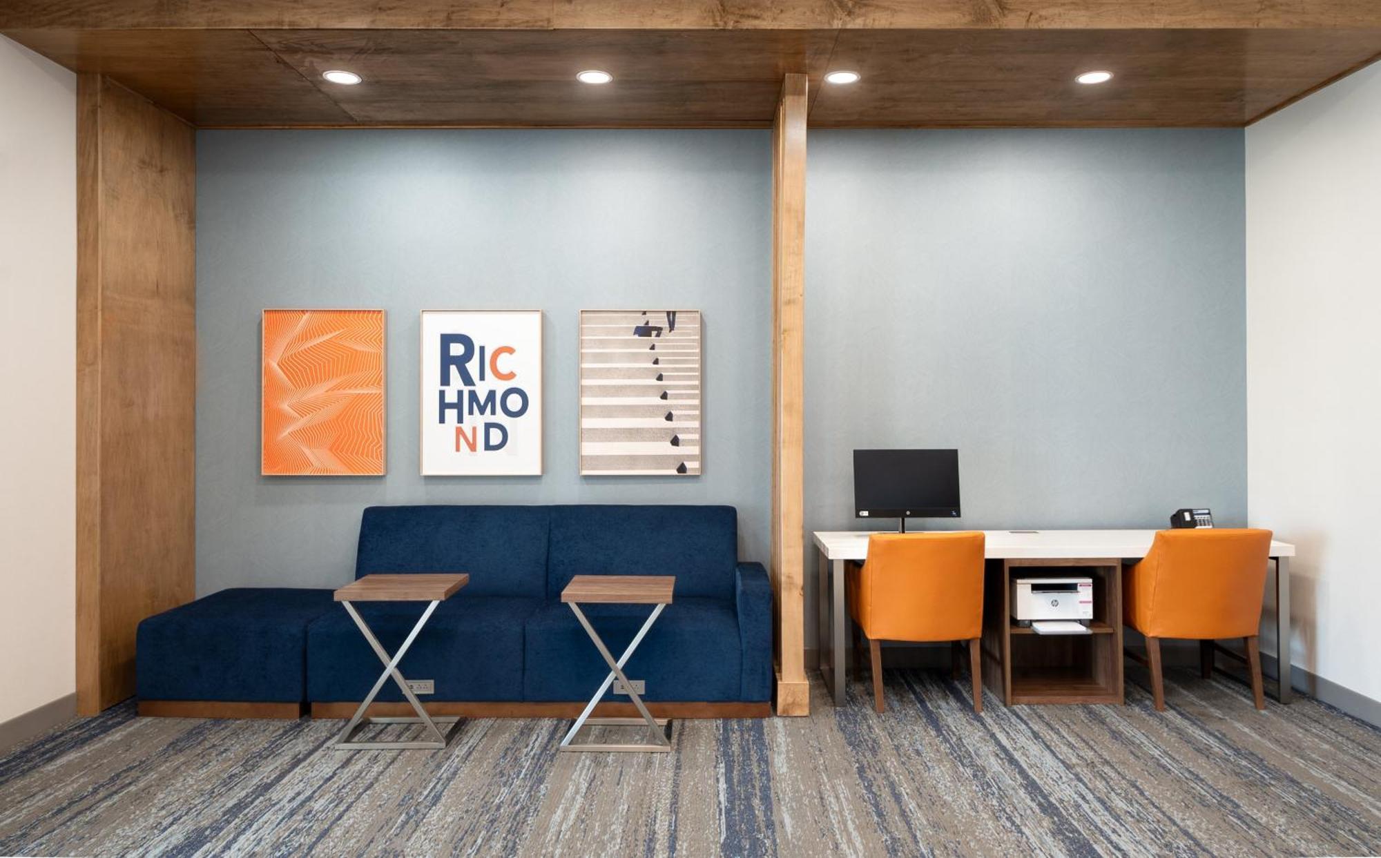 Holiday Inn Express Richmond By Ihg Esterno foto