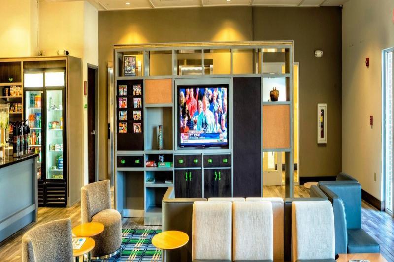 Holiday Inn Express Richmond By Ihg Esterno foto