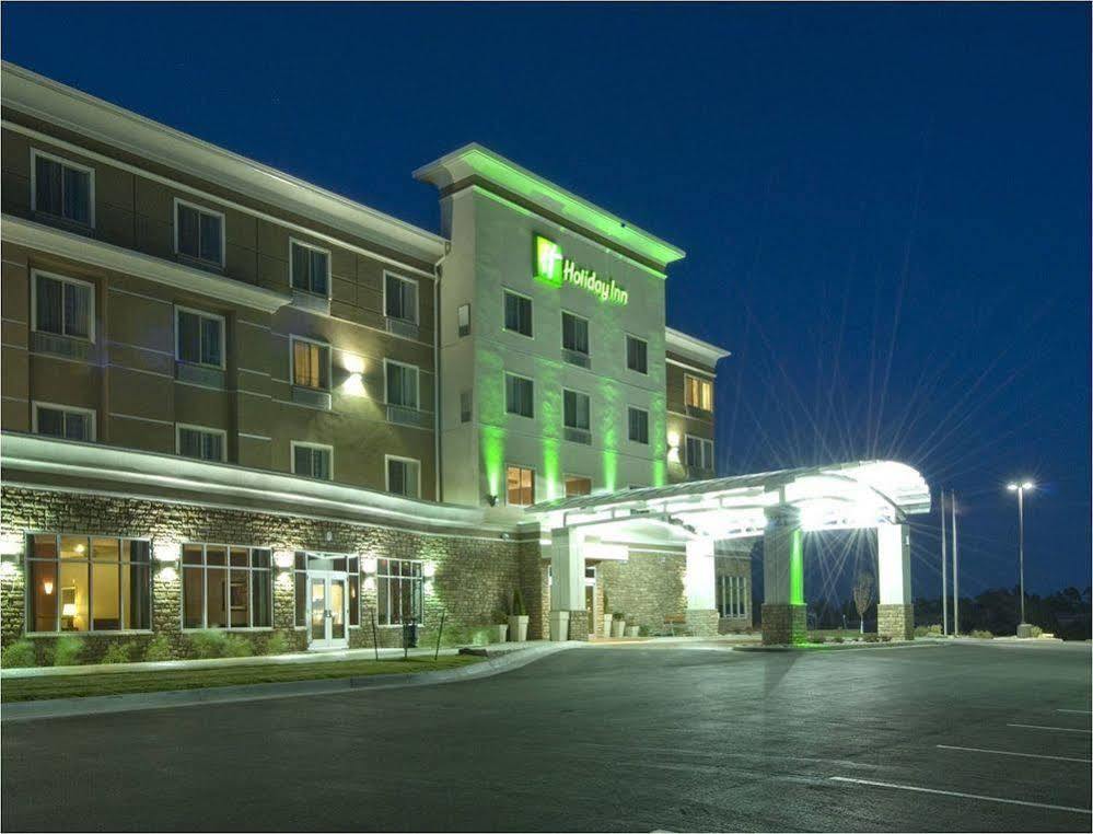 Holiday Inn Express Richmond By Ihg Esterno foto